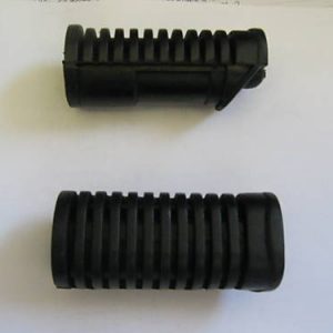 SUZUKI GT T 250 GT250 T250 T 350 T350 NEW   FOOTREST RUBBERS