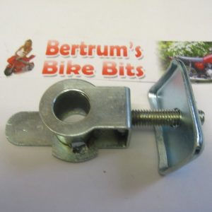 CHROME Chain Adjuster Tensioner Puller Axle Suzuki RG 125 1985